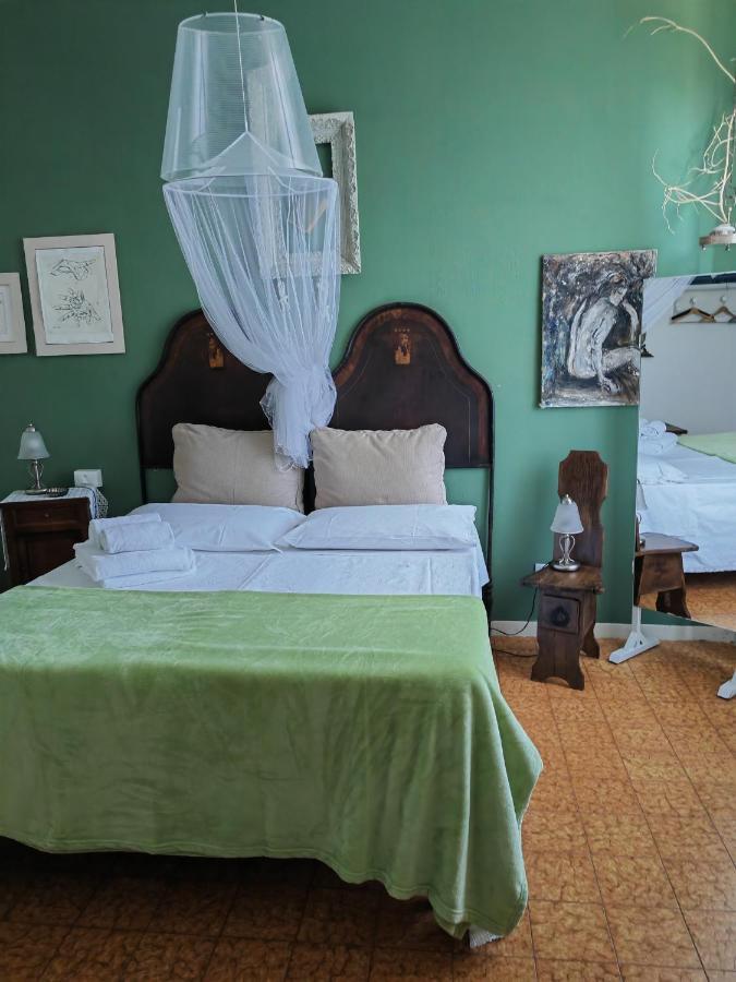 B&B Lamagia Di Corte Moronati Sirmione Extérieur photo